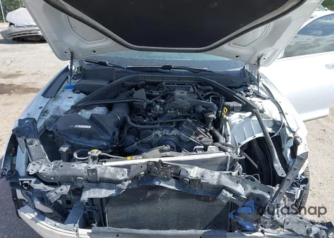 2015 Hyundai Genesis 3.8 z USA, uszkodzony, nr VIN KMHGN4JEXFU052363